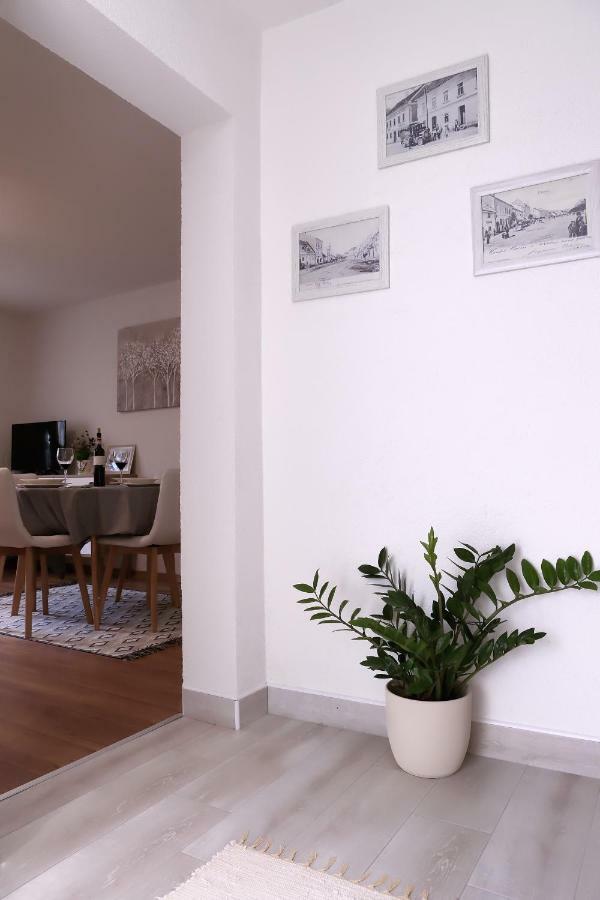 Apartman Sofia Otočac Eksteriør bilde