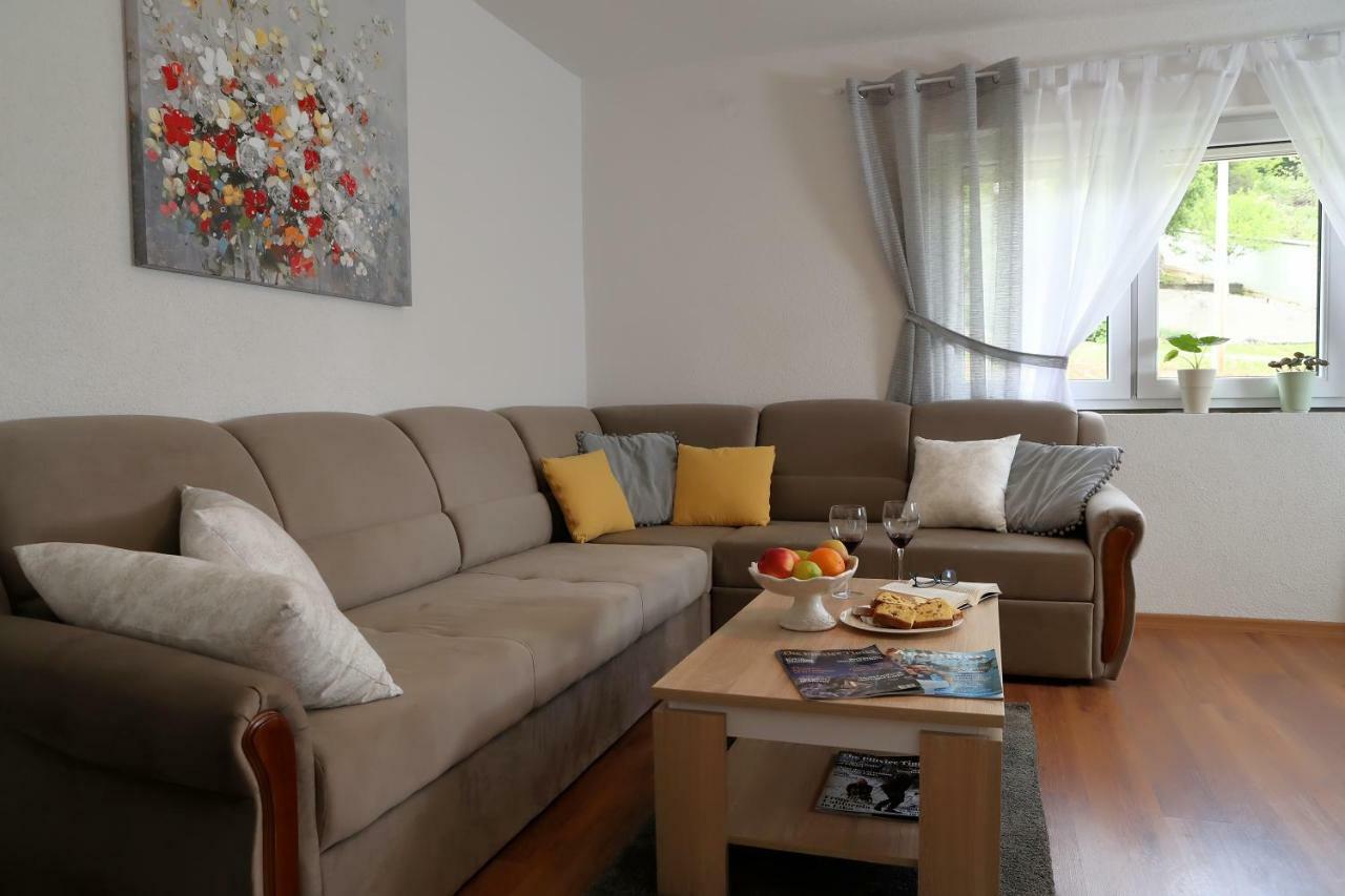 Apartman Sofia Otočac Eksteriør bilde